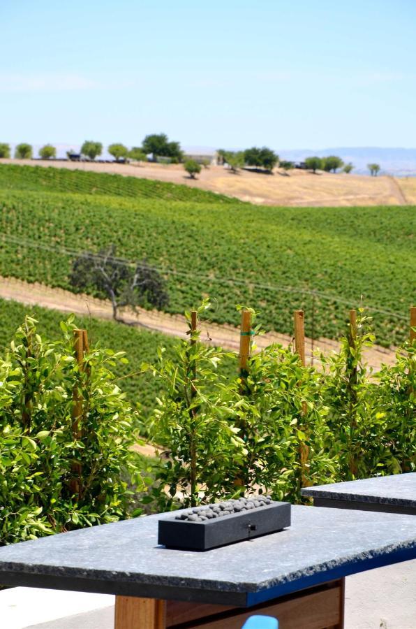 Sirena Vineyard Resort Пасо-Роблес Екстер'єр фото
